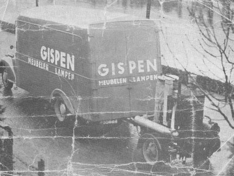 Vervoer in de oorlog: vrachtwagen met antracietgenerator